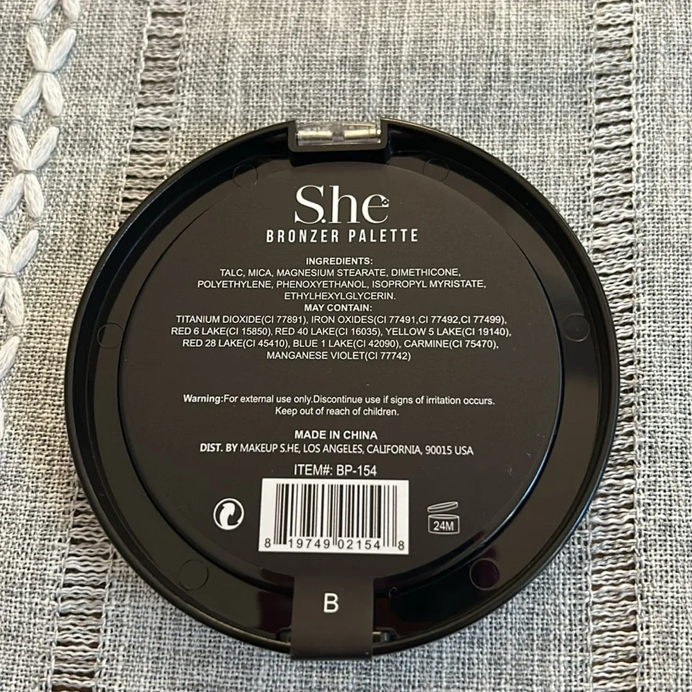 She Bronzer Palette